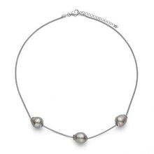 Load image into Gallery viewer, Sterling Silver Necklace With 3 Baroque Pearl
